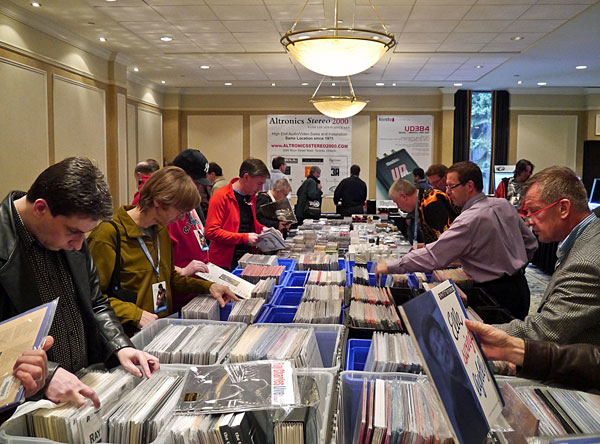 032412LPBuyers-600.jpg
