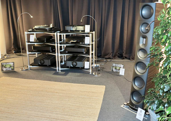 Aavik M-300 Amplifiers, Børresen 05 Loudspeakers, Ansuz Cabling