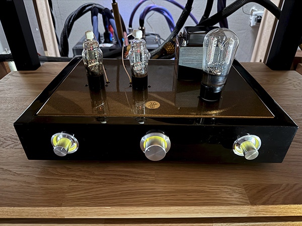  060226.stphwarsawOrWaTiroomTRAudioamp1.jpg