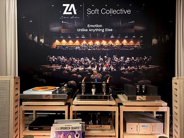  060226.stphwarsawSoftCollectiveZikraAudiocomponents1.jpg
