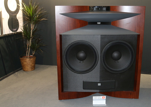 The Harman JBL Summit Loudspeakers, JBL SA-750 Integrated Amplifier, Mark Levinson No5909 Headphones, ML-50 Monoblock Amplifiers, No519 Audio Player, No5105 Turntable | Stereophile.com