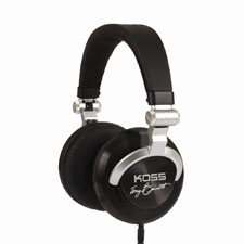 111212_feature_celebrityheadphonedeathmatch_tonybennett_TBSE1