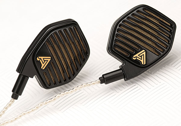 1217audeze.2.jpg