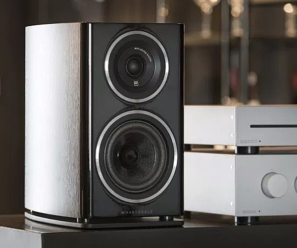 wharfedale diamond 11.2 bookshelf speakers