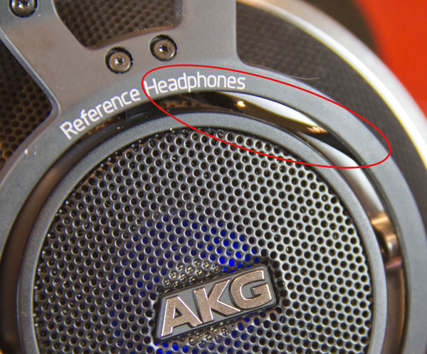 AKG_K812_Photo_FlatWire