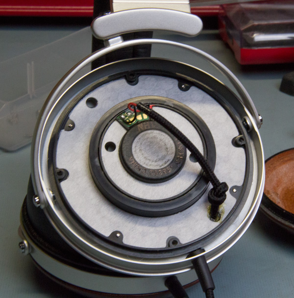 Fostex_Variants_Disassembly_Photo_AHD5000_Casule