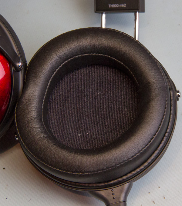 Fostex_Variants_Disassembly_Photo_TH900mk2_Pad