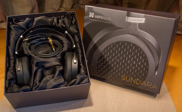 HiFiMAN_Sundara_Photo_InCase