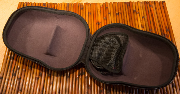 MrSpeakers_Ether_Photo_InsideCase