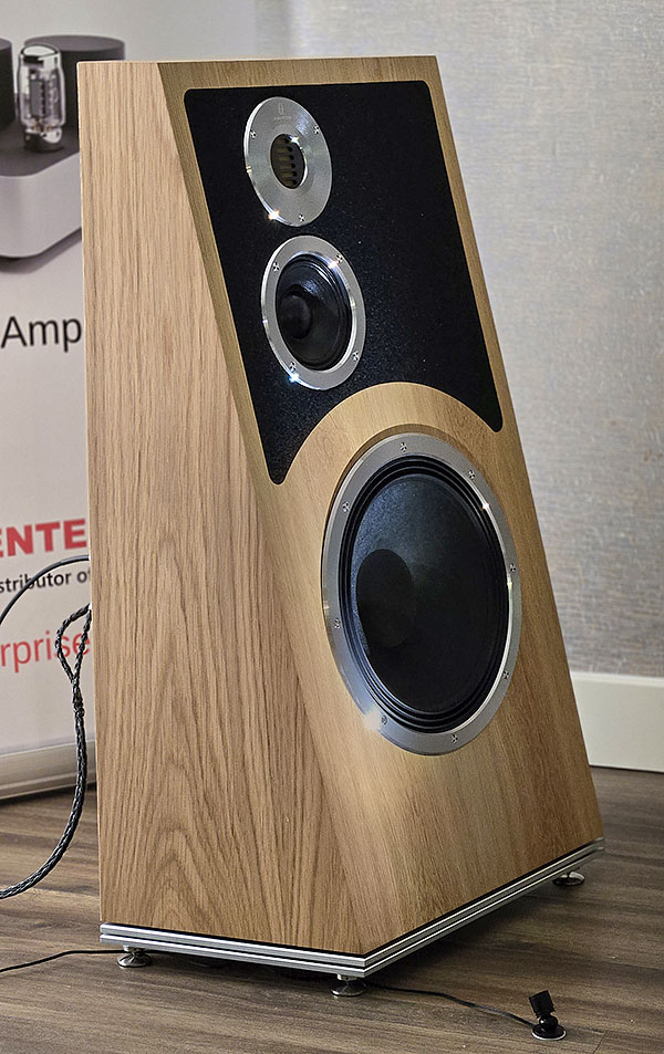 Kennedy Hi-Fi: Audiovector, Fezz Audio, Eversolo, Kimber Kable