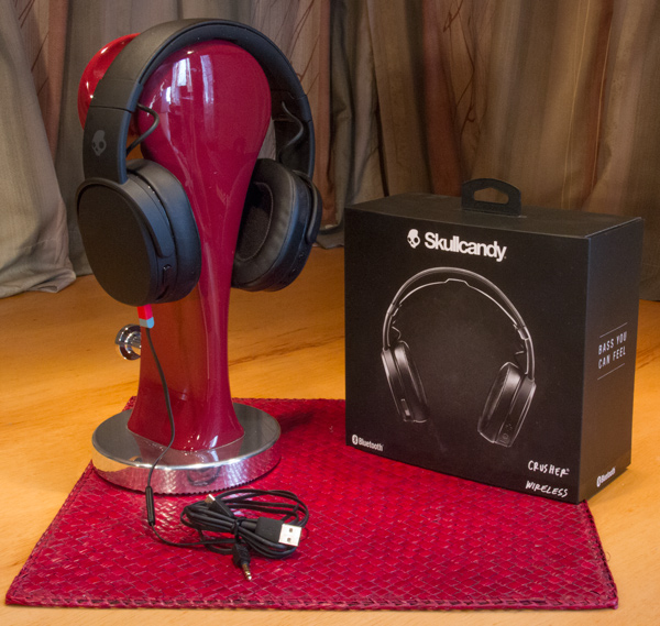 Skullcandy Crusher Wireless Over-Ear Sealed Headphones with Haptic Bass  Drivers