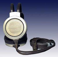 STAX SR-007 ΩII（オメガ2 ）　ヘッドホンスタンドは付属しません。 STAX SR-007 ΩII（オメガ2 ） ヘッドホンスタンドは付属しません