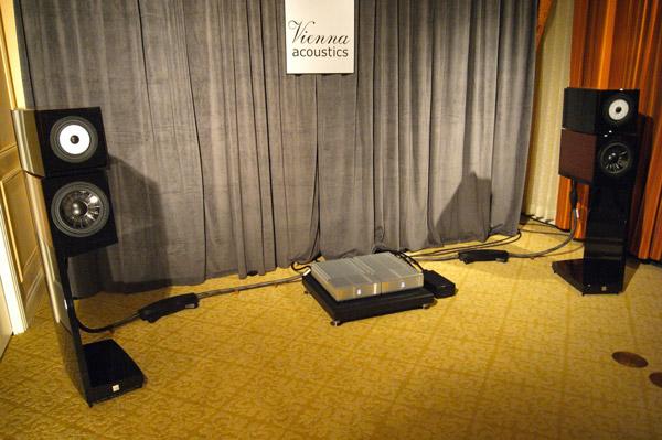 Vienna Acoustics The Kiss | Stereophile.com