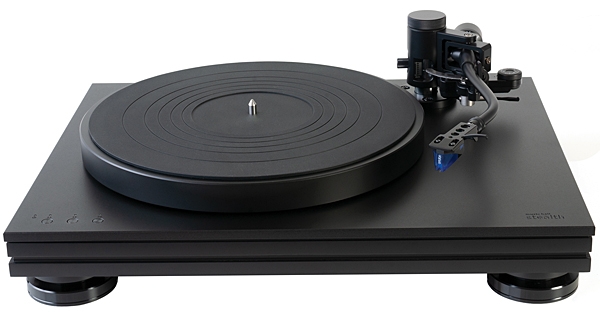 MUSIC HALL STEALTH TURNTABLE